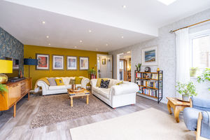 Lounge- click for photo gallery